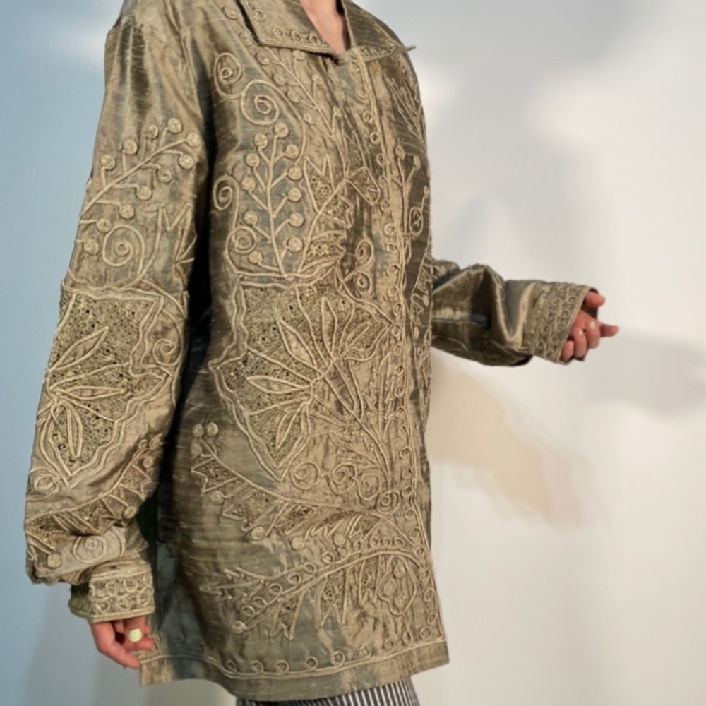 Norm Thompson vintage button up